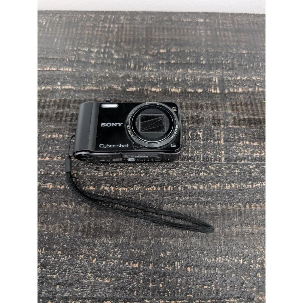 Sony Cyber-Shot DSC-H70 16.1MP 10x Digital Camera - Flash ERROR + Damage